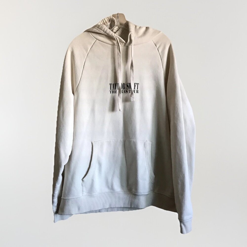 2023 Taylor Swift The Eras Tour Pullover Hoodie Size Medium Unisex Beige Cream - Picture 2 of 7